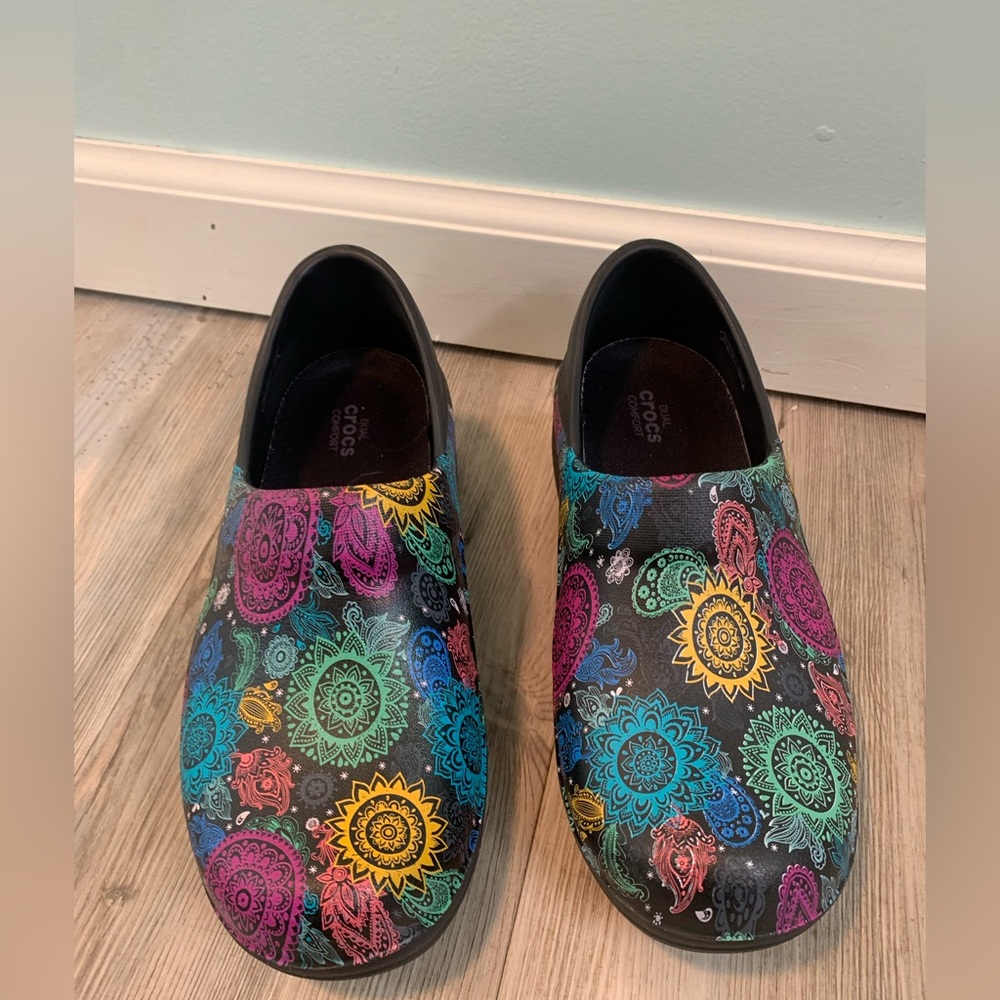 CROCS Dual Comfort Size- 7 W